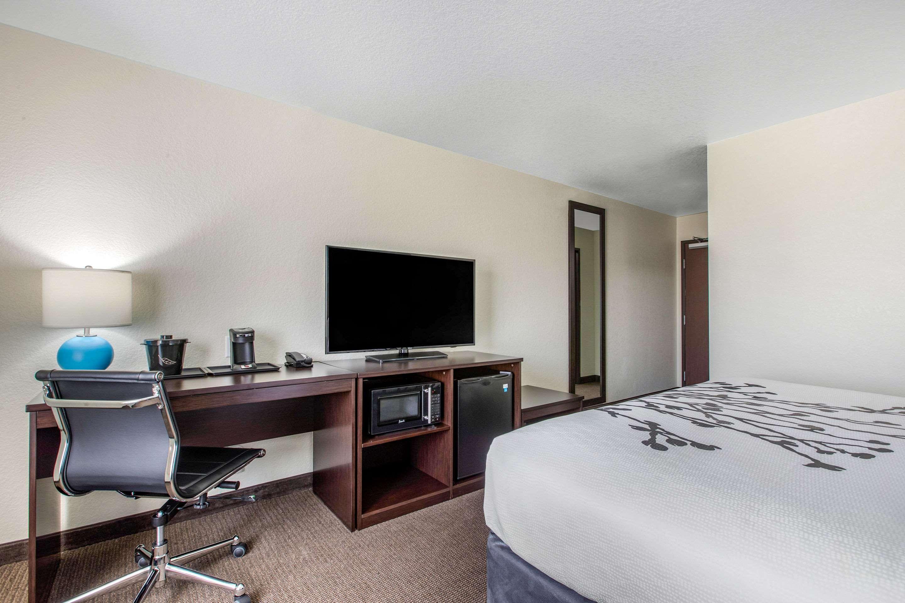 Sleep Inn & Suites Ankeny - Des Moines Екстериор снимка
