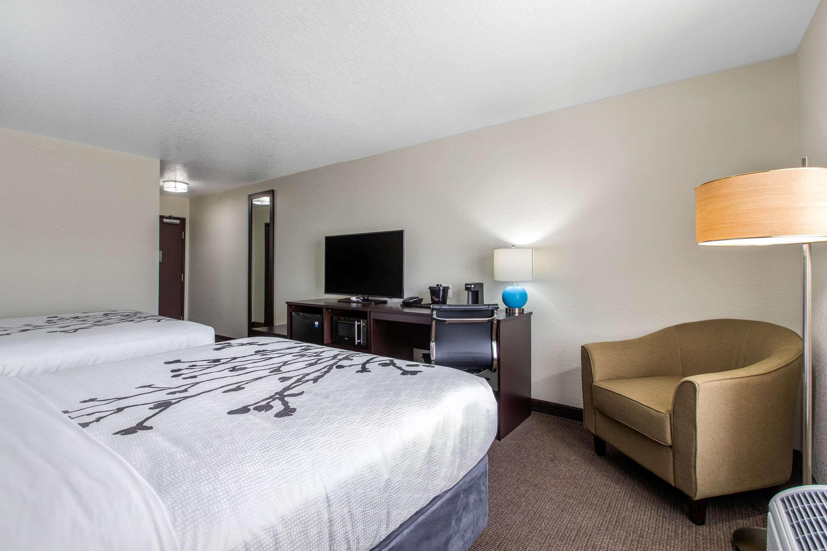 Sleep Inn & Suites Ankeny - Des Moines Екстериор снимка