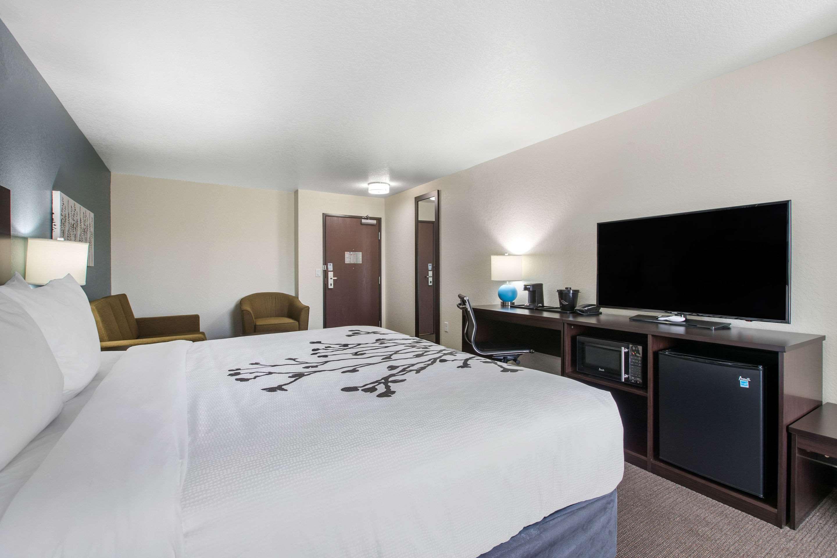 Sleep Inn & Suites Ankeny - Des Moines Екстериор снимка